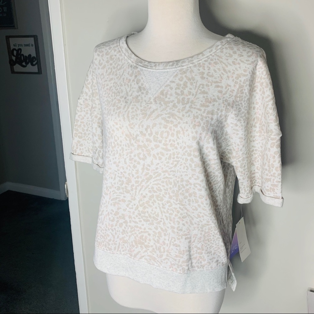 Leopard Print sleeve sleep shirt - Picture 3 of 5
